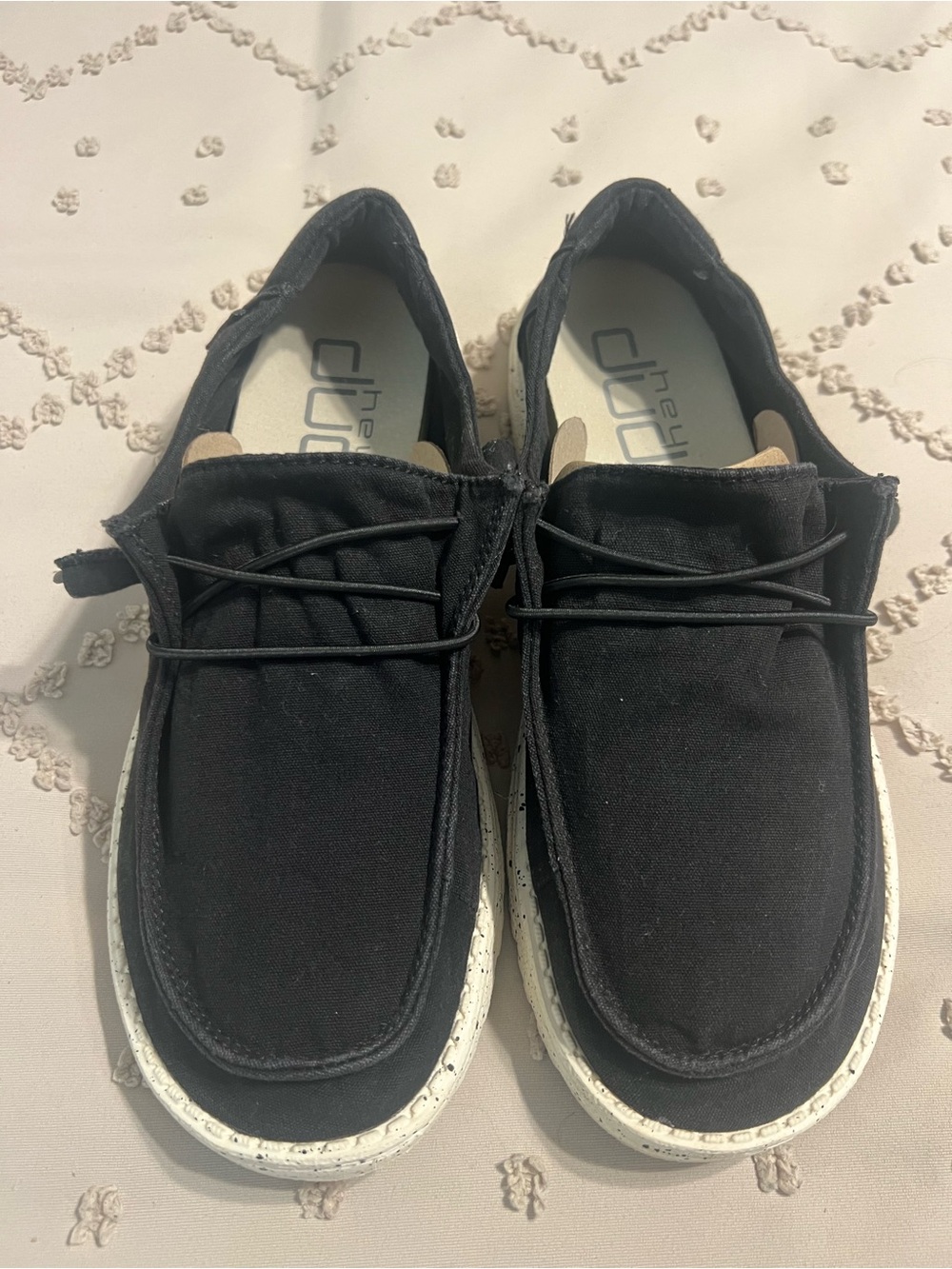 Hey Dude Wendy Size 9 Black Casual Comfort Slip On Shoes Good Condition - Picture 2 of 9